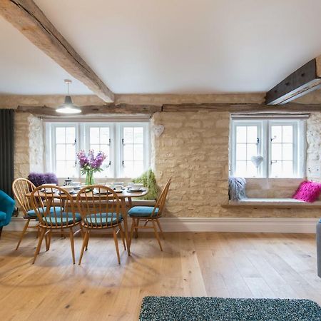 Upper Flat, The Manse, Painswick Apartment ภายนอก รูปภาพ