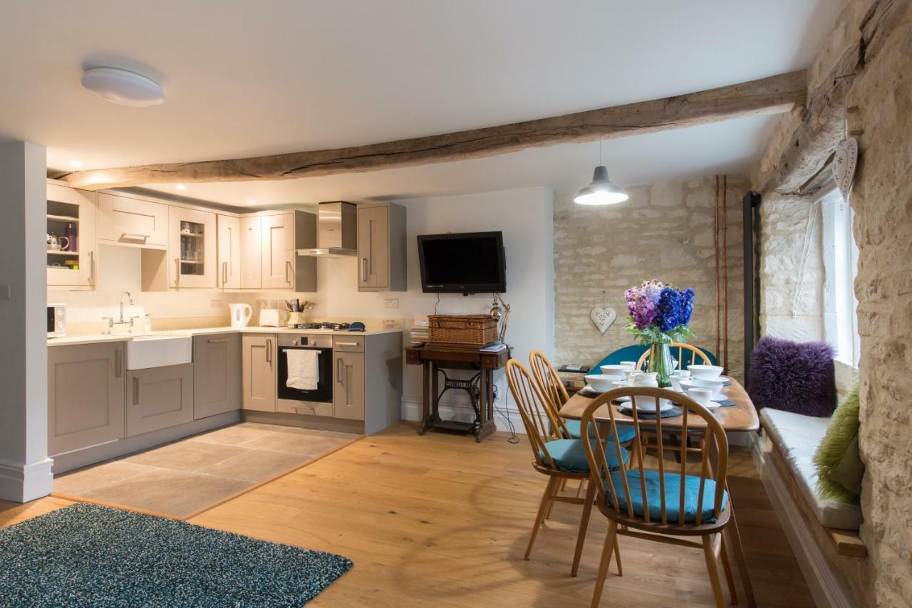 Upper Flat, The Manse, Painswick Apartment ภายนอก รูปภาพ