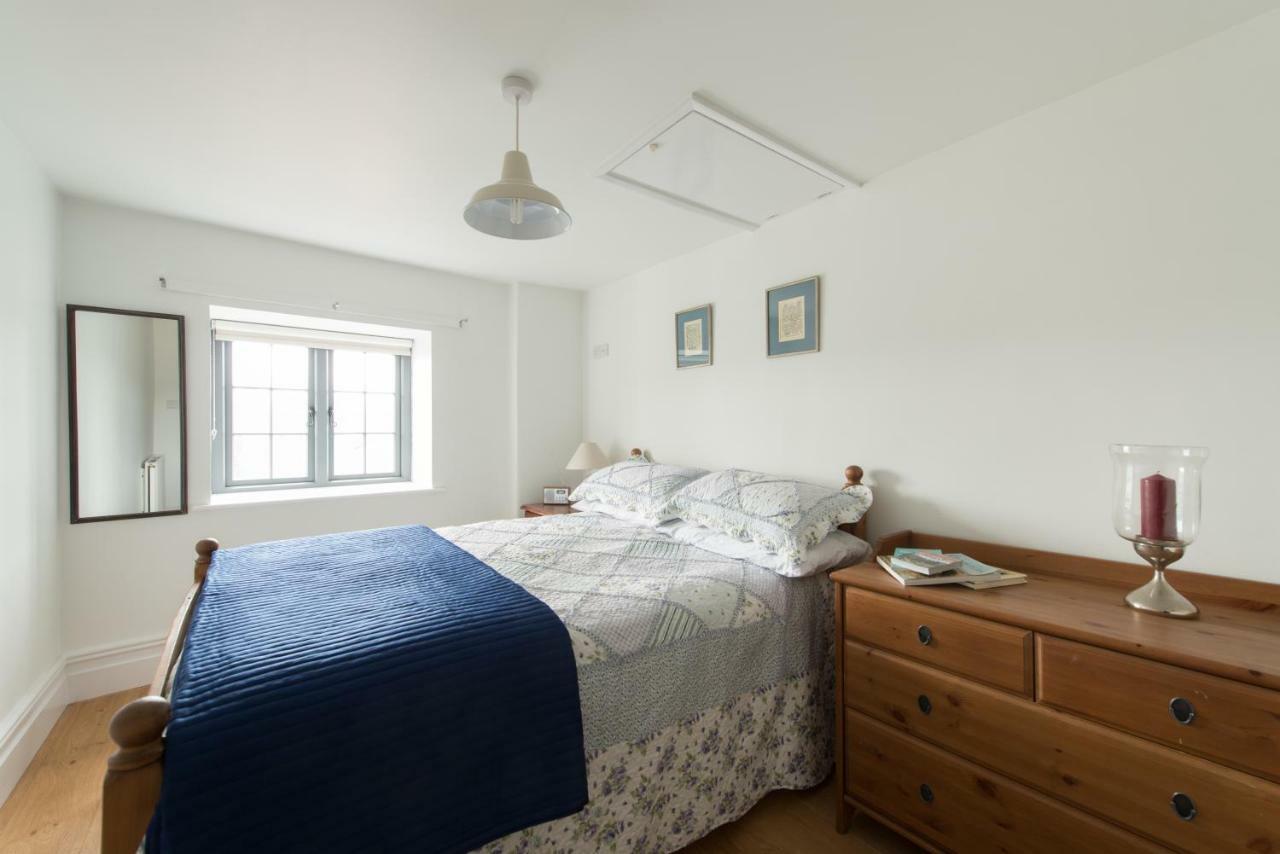 Upper Flat, The Manse, Painswick Apartment ภายนอก รูปภาพ