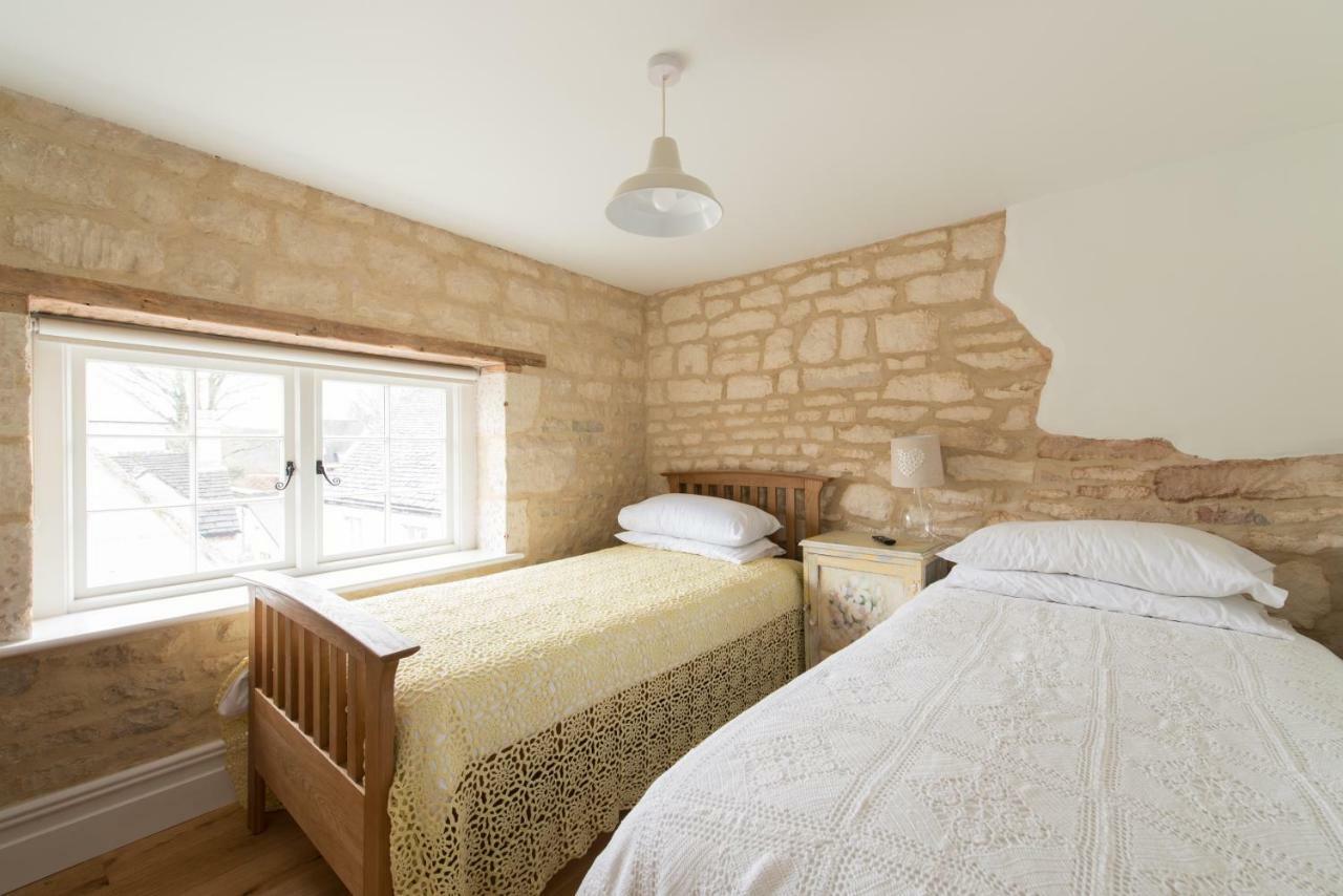 Upper Flat, The Manse, Painswick Apartment ภายนอก รูปภาพ
